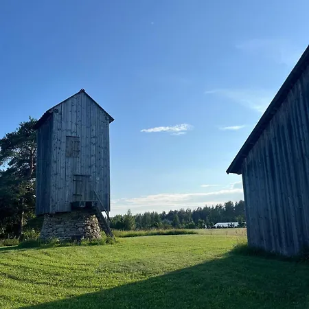 Tuuliku Sauna- Ja Majutushoone Ferienhaus *