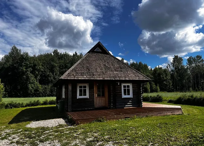 Tuuliku Sauna- Ja Majutushoone *